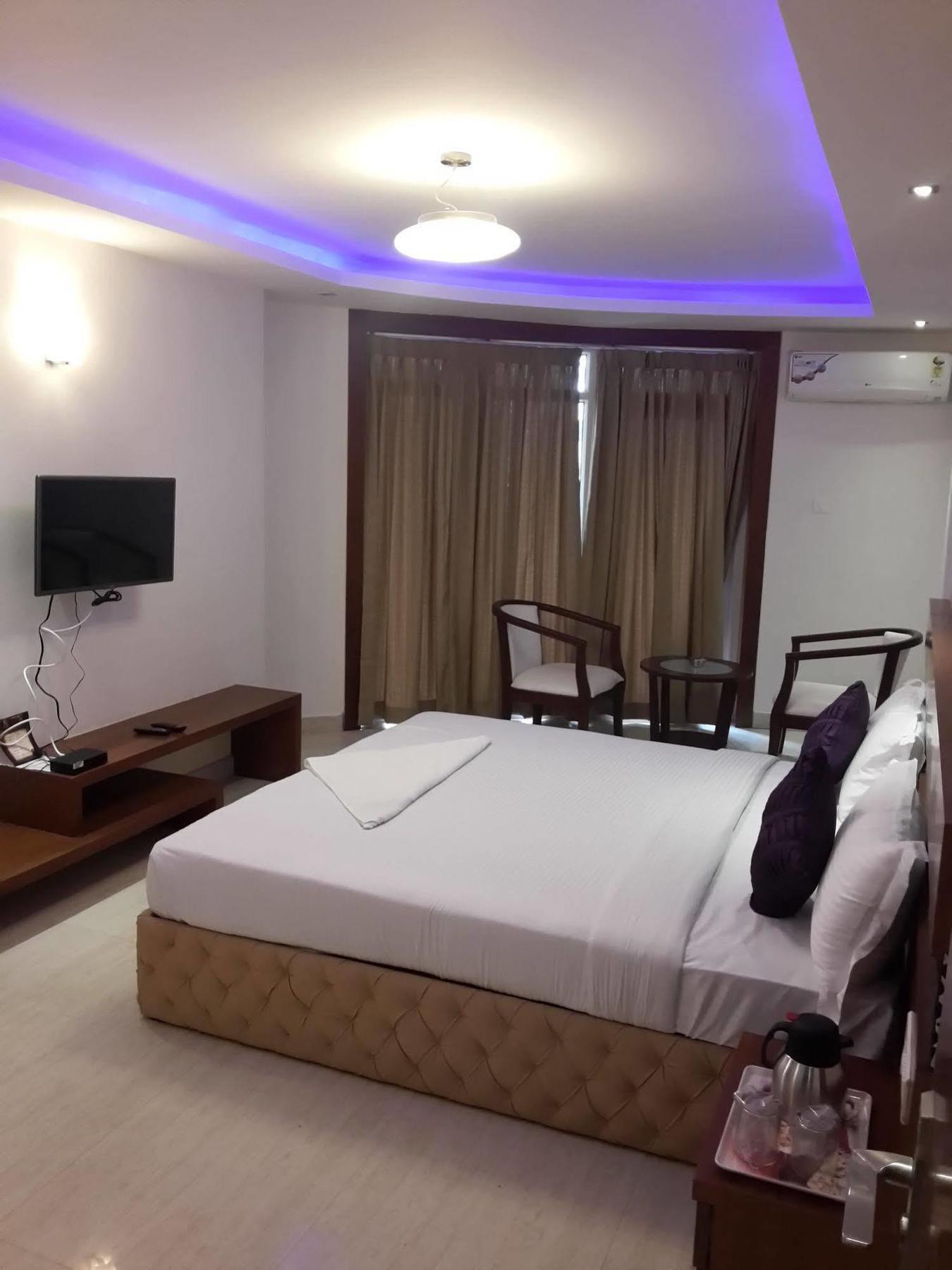 Icon Suites By Bhagini Bangalore Luaran gambar