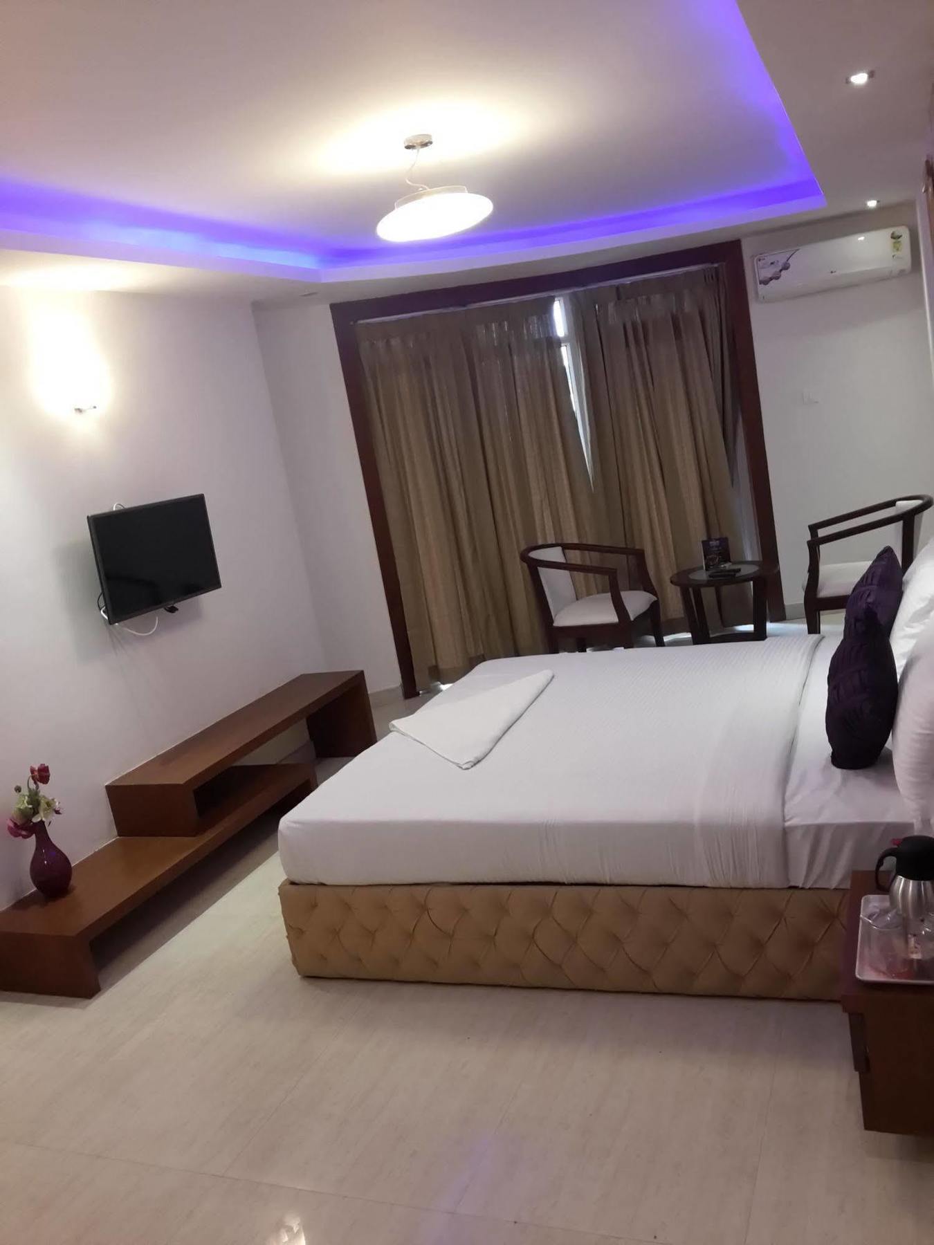 Icon Suites By Bhagini Bangalore Luaran gambar